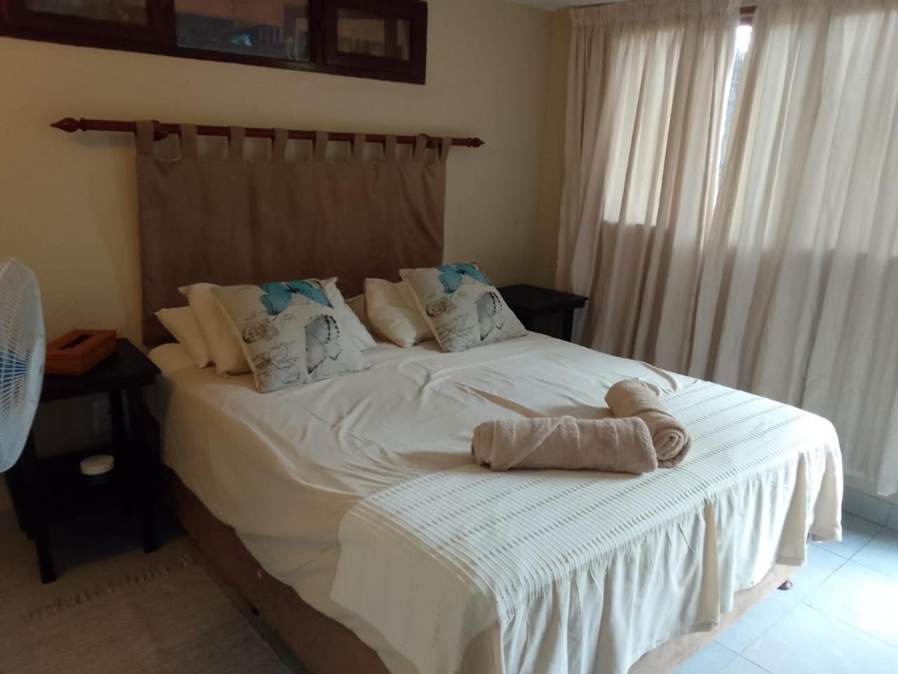 Nkumbe Bush Retreat Family Home Ponta Malongane Екстериор снимка